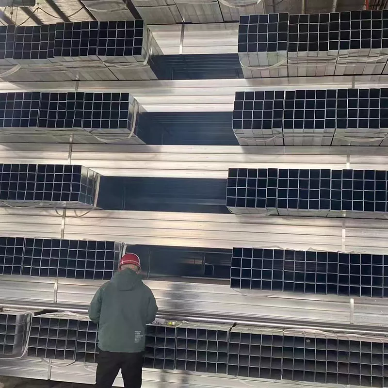 Оцинкованная квадратная труба малого диаметра